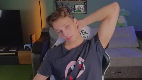 lilteddyboy online show from 11-14-25, 05:22