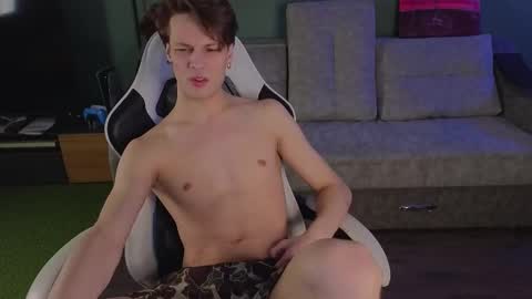 Snapshot of lilteddyboy chatting on 01-31-26, 08:29 lilteddyboy online show from 01-31-26, 08:29