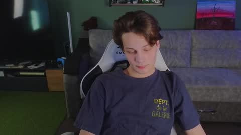 Snapshot of lilteddyboy chatting on 03-11-26, 10:21 lilteddyboy online show from 03-11-26, 10:21