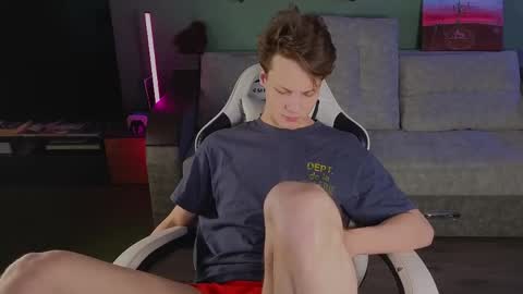 lilteddyboy online show from 04-24-26, 03:25