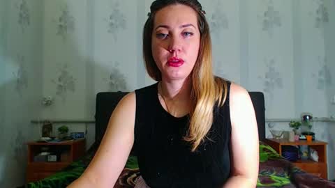 lilu_cute25 online show from 03-19-26, 10:36