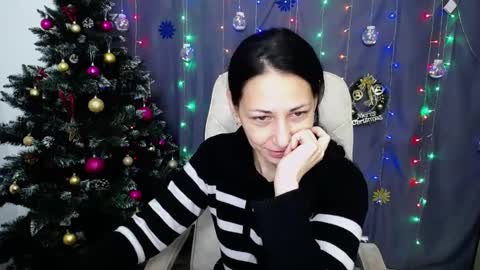 Snapshot of lilugrants chatting on 12-22-24, 01:01 lilugrants online show from 12-22-24, 01:01