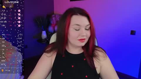 Snapshot of lilumytrend chatting on 09-14-25, 06:45 Lilu online show from 09-14-25, 06:45