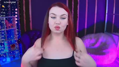 Snapshot of lilumytrend chatting on 11-05-25, 12:38 Lilu online show from 11-05-25, 12:38