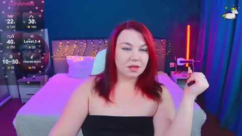 Snapshot of lilumytrend chatting on 11-26-25, 12:06 Lilu online show from 11-26-25, 12:06