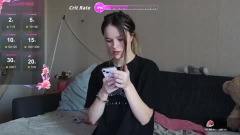 Snapshot of lily_and_jake chatting on 10-09-25, 05:27 lily_and_jake online show from 10-09-25, 05:27