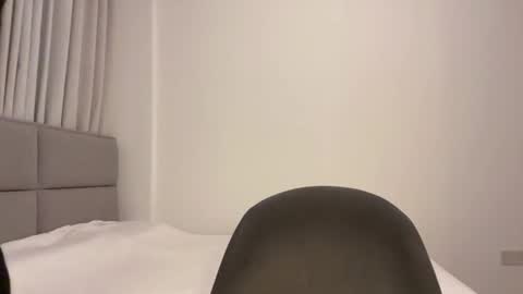 Snapshot of lily_bunnyy chatting on 06-27-26, 10:59 Lily online show from 06-27-26, 10:59