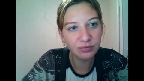 Snapshot of lily_ember chatting on 09-20-25, 08:10 lily_ember online show from 09-20-25, 08:10