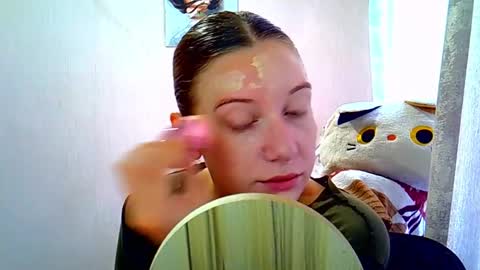 Snapshot of lily_ember chatting on 09-26-25, 10:08 lily_ember online show from 09-26-25, 10:08