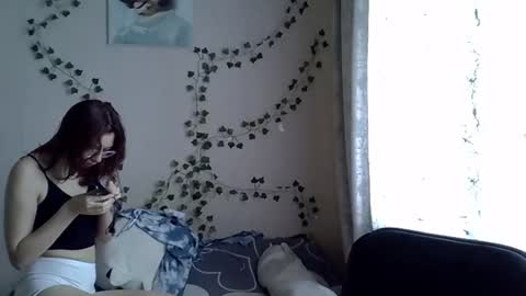 Snapshot of lily_ember chatting on 10-13-25, 10:04 lily_ember online show from 10-13-25, 10:04