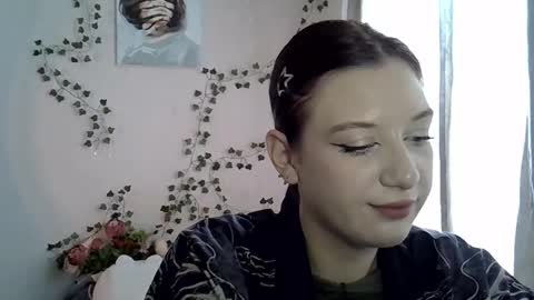 Snapshot of lily_ember chatting on 10-16-25, 10:05 lily_ember online show from 10-16-25, 10:05