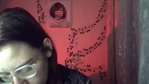 Snapshot of lily_ember chatting on 10-21-25, 07:14 lily_ember online show from 10-21-25, 07:14