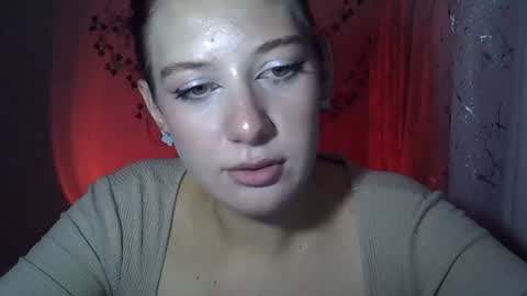Snapshot of lily_ember chatting on 10-22-25, 04:51 lily_ember online show from 10-22-25, 04:51