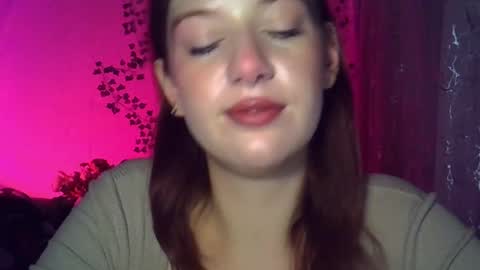 Snapshot of lily_ember chatting on 11-06-25, 06:53 lily_ember online show from 11-06-25, 06:53