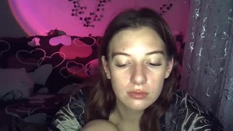 Snapshot of lily_ember chatting on 11-13-25, 07:35 lily_ember online show from 11-13-25, 07:35