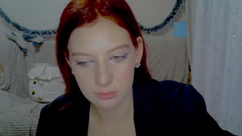 Snapshot of lily_ember chatting on 12-21-25, 06:04 lily_ember online show from 12-21-25, 06:04