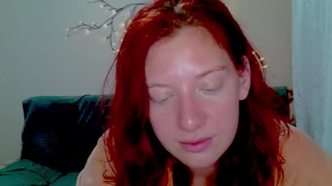 Snapshot of lily_ember chatting on 02-08-26, 06:55 lily_ember online show from 02-08-26, 06:55