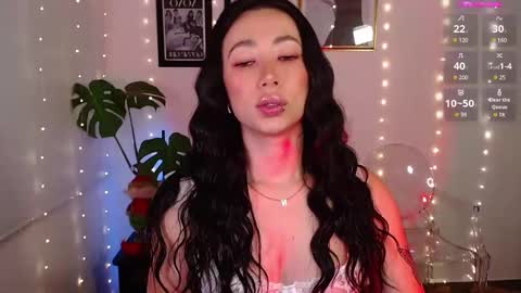 Snapshot of lily_evans_ chatting on 12-11-24, 01:58 just lily online show from 12-11-24, 01:58