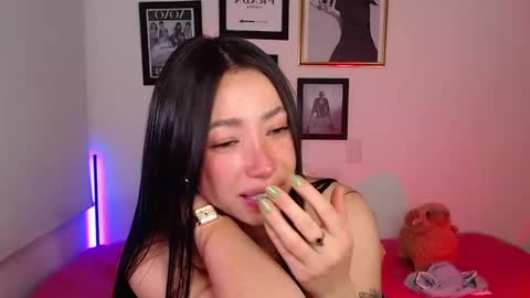 Snapshot of lily_evans_ chatting on 01-09-25, 03:47 just lily online show from 01-09-25, 03:47