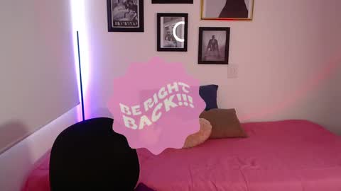 Snapshot of lily_evans_ chatting on 01-28-25, 09:40 just lily online show from 01-28-25, 09:40