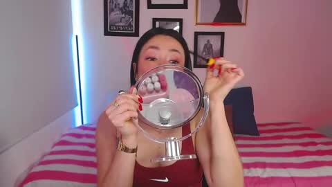 Snapshot of lily_evans_ chatting on 02-13-25, 07:10 just lily online show from 02-13-25, 07:10