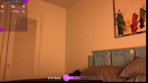 Snapshot of lily_henry chatting on 05-24-26, 06:07 Little Lily online show from 05-24-26, 06:07
