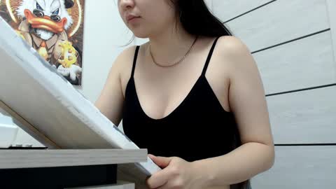 Snapshot of lily_litle chatting on 12-05-24, 09:50 Lily Litle online show from 12-05-24, 09:50