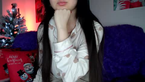Snapshot of lily_litle chatting on 01-05-25, 06:24 Lily Litle online show from 01-05-25, 06:24