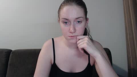 lily_love_x online show from 12-12-24, 02:26