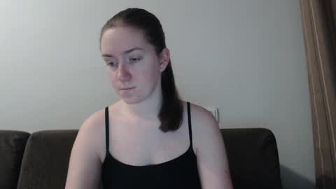 lily_love_x online show from 12-14-24, 11:34