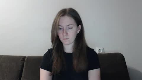 lily_love_x online show from 01-28-25, 11:50