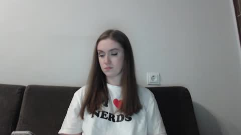 lily_love_x online show from 02-01-25, 01:55