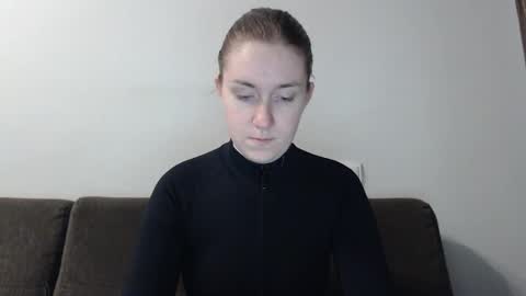 lily_love_x online show from 02-05-25, 02:40