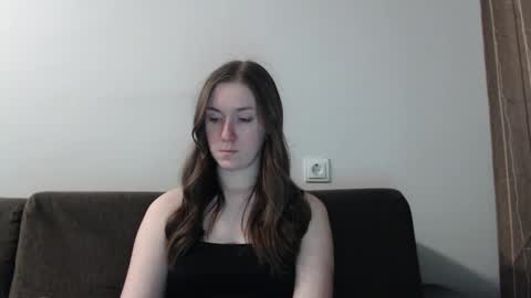 lily_love_x online show from 02-18-25, 02:27