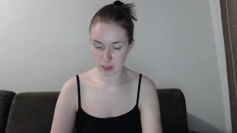 lily_love_x online show from 09-14-25, 05:06