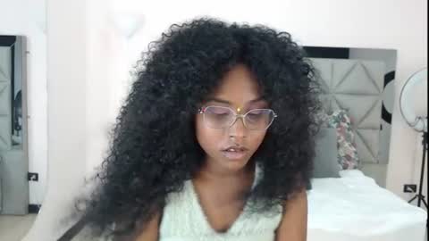 Snapshot of lily_mendoza chatting on 07-07-26, 07:40 lily_mendoza online show from 07-07-26, 07:40