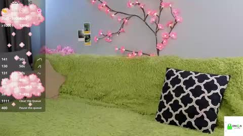 Lily online show from 06-28-26, 08:09