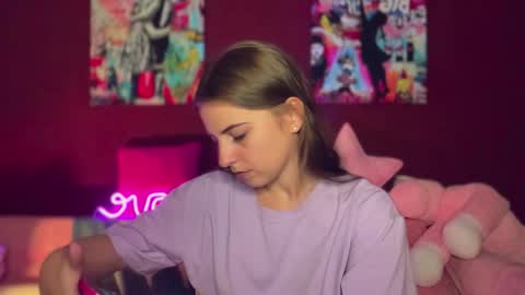 Lily online show from 09-14-25, 09:52