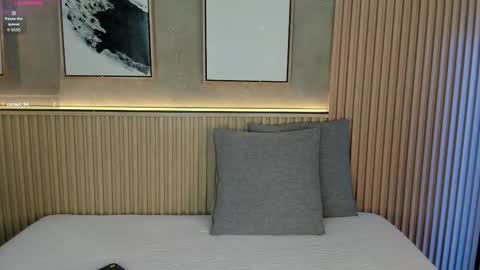 Snapshot of lily_vale chatting on 12-01-25, 07:41 Lily online show from 12-01-25, 07:41