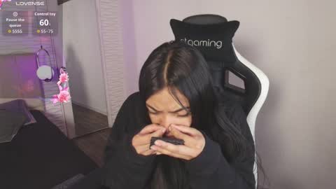 lily_waist online show from 11-01-25, 11:12