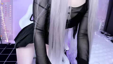 Lily online show from 05-14-26, 01:23