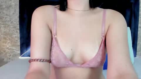 LilyWoodz online show from 10-12-25, 03:44