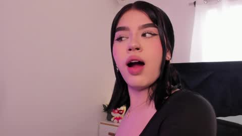 LilyWoodz online show from 03-16-26, 07:18