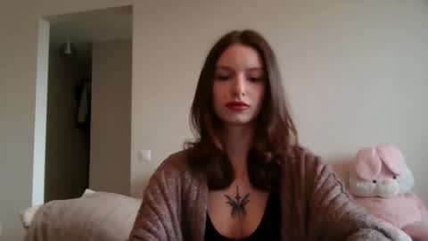 lilycandy_ online show from 10-15-25, 09:09