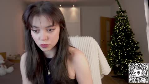 Lily   online show from 12-16-24, 03:43