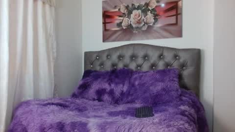 Snapshot of lilyfox23 chatting on 03-08-25, 12:41 lilyfox23 online show from 03-08-25, 12:41