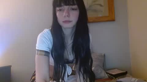 Lily Grace online show from 10-23-25, 12:43