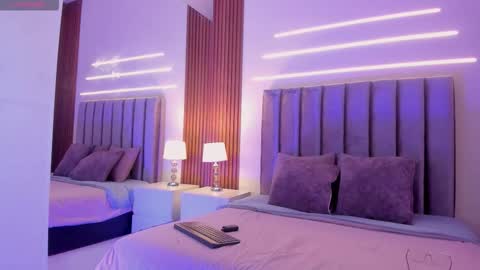 Lili online show from 03-13-26, 12:01