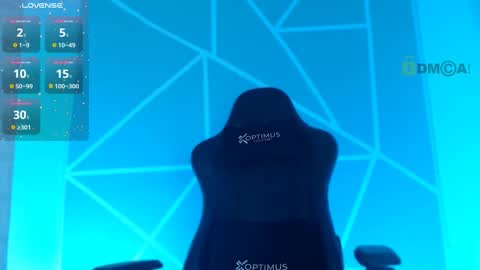 Snapshot of lilylouisee_ chatting on 01-20-25, 12:04 Liliana louise online show from 01-20-25, 12:04