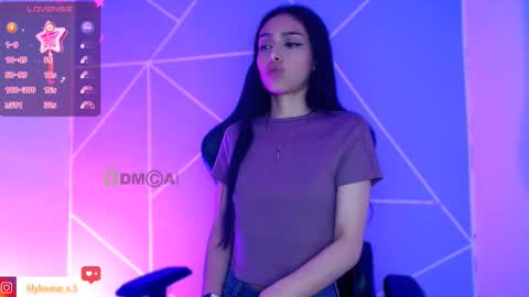 Snapshot of lilylouisee_ chatting on 11-06-25, 03:02 Liliana louise online show from 11-06-25, 03:02